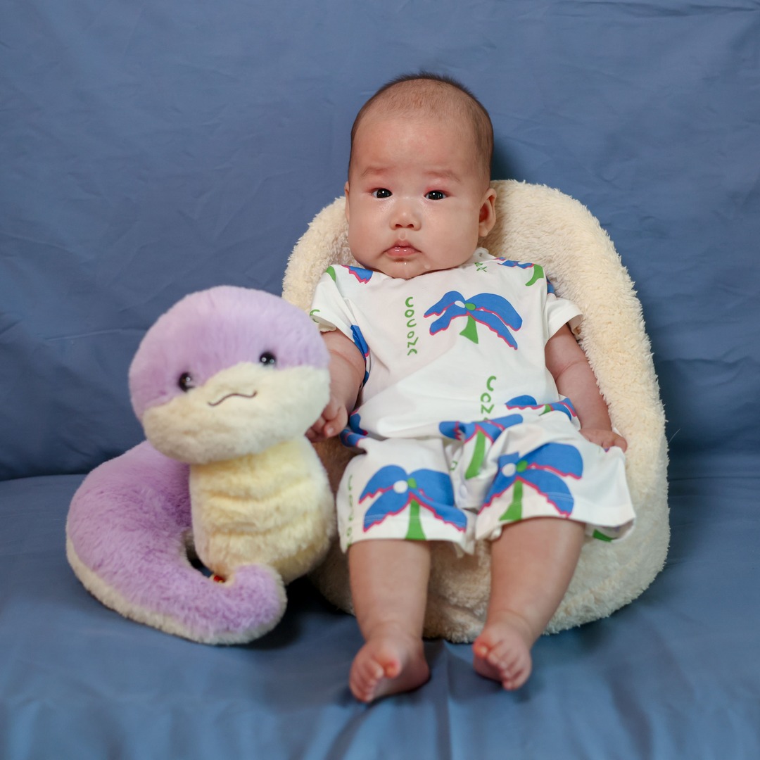 仔仔一百天照片